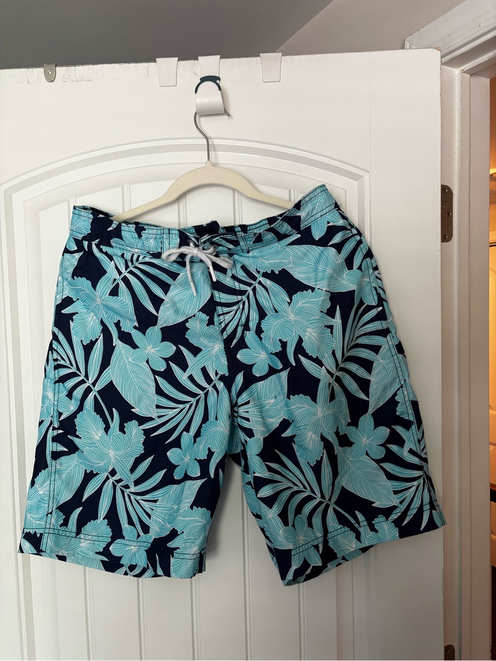Lands End Men's Navy Blue Tropical Board Shorts- Aqua Floral
